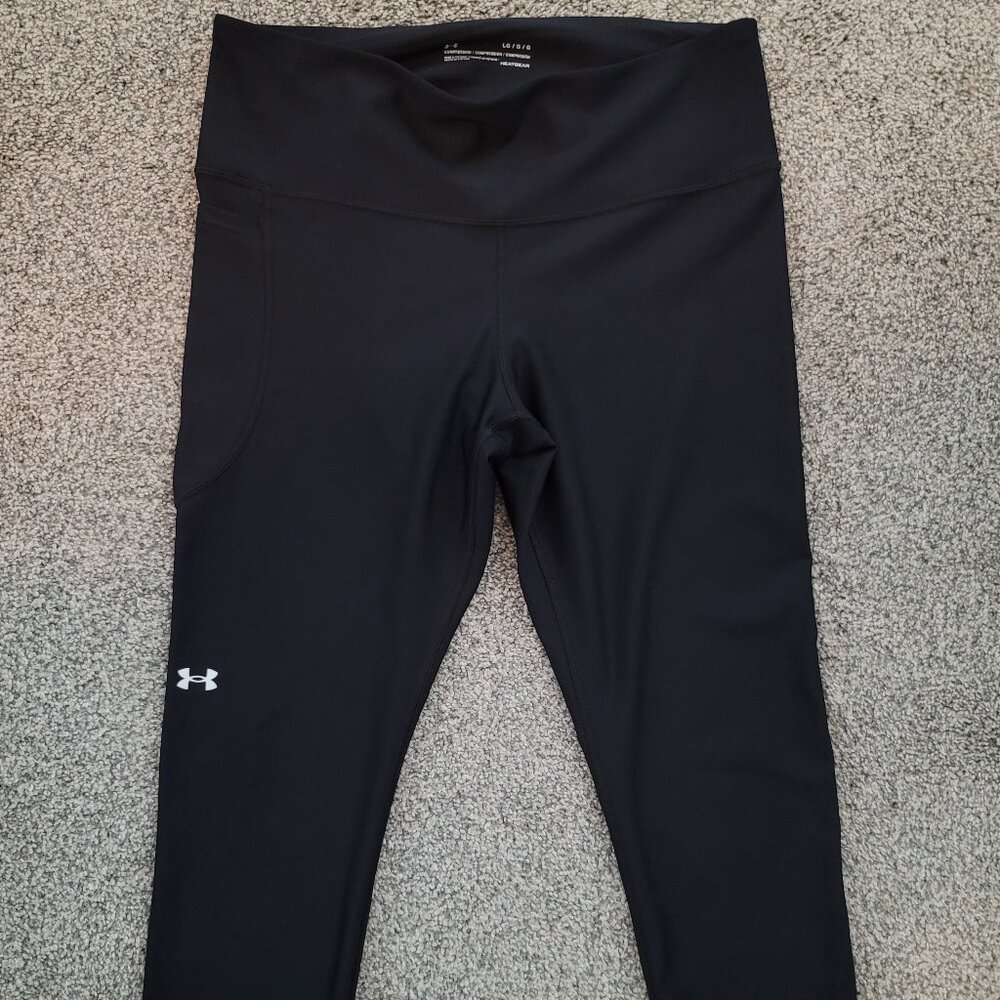 Ladies Black Under Armour Capri Leggings Yoga Pants Large 29" Waist - Run Small